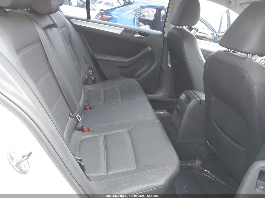 2011 Volkswagen Jetta 2.5L Sel VIN: 3VWLZ7AJ9BM344717 Lot: 43321586