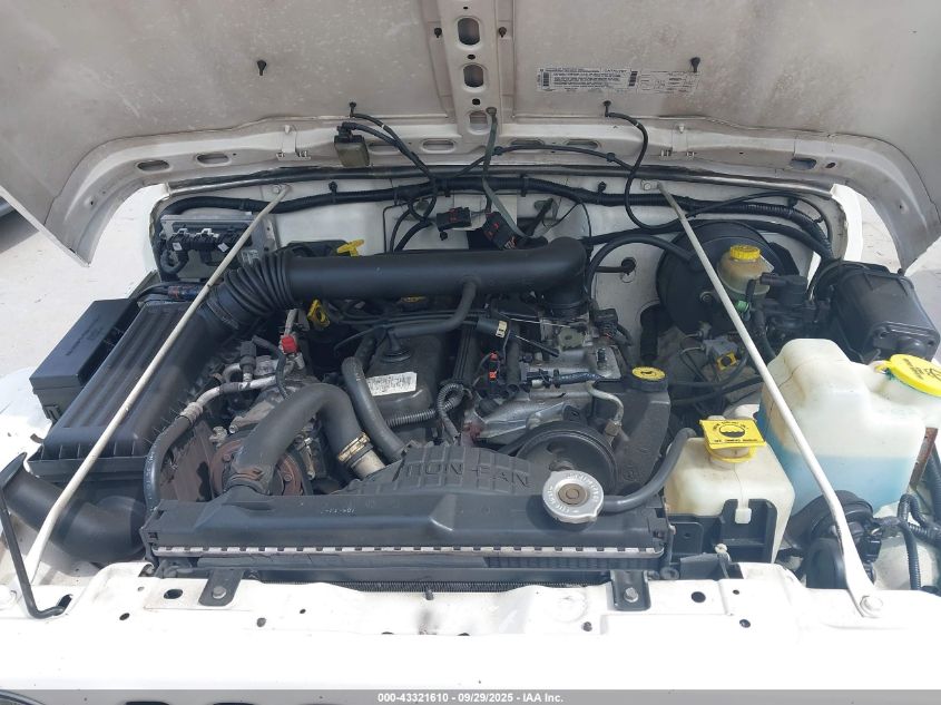 1998 Jeep Wrangler Sahara VIN: 1J4FY49S8WP750416 Lot: 43321610