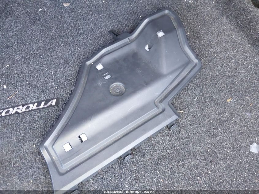 2013 Toyota Corolla Le VIN: 5YFBU4EE6DP208565 Lot: 43321658