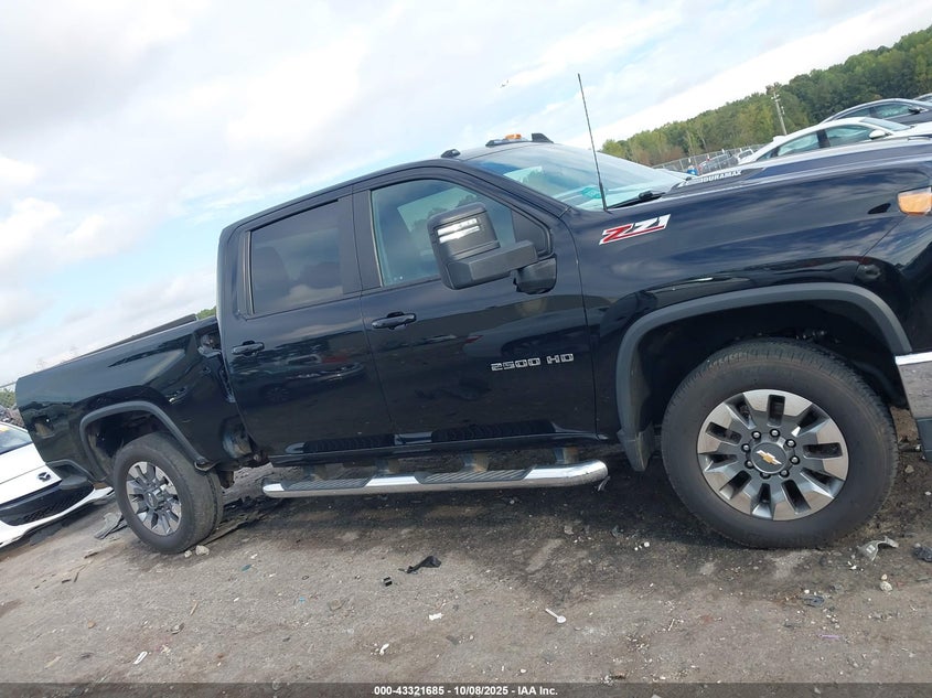 2023 Chevrolet Silverado 2500Hd 4Wd Standard Bed Lt VIN: 1GC4YNEY0PF142619 Lot: 43321685