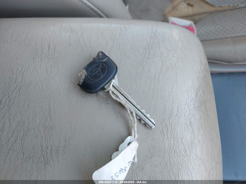 2004 Toyota Avalon Xl VIN: 4T1BF28B54U343745 Lot: 43321710