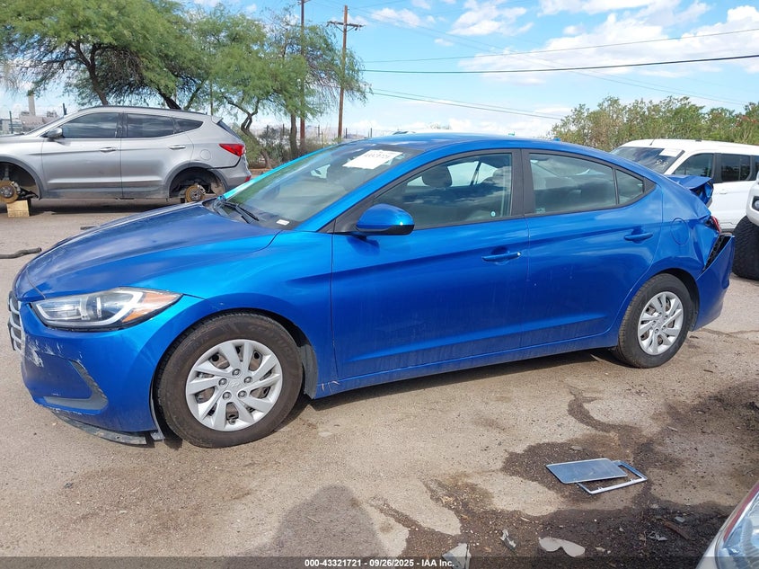 2017 HYUNDAI ELANTRA SE - 5NPD74LF6HH204370