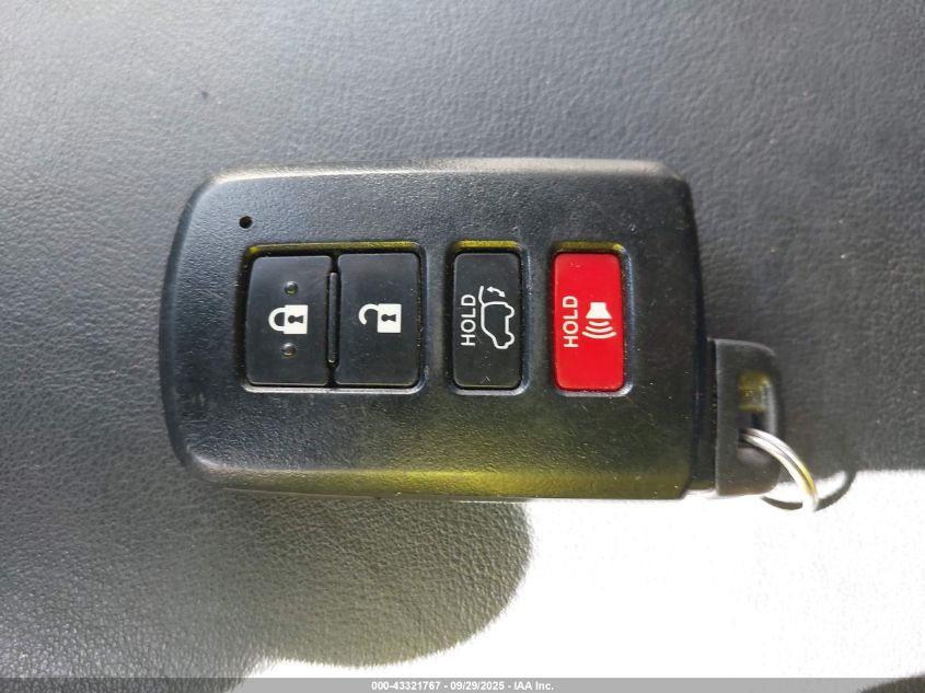 2017 Toyota Rav4 Se VIN: JTMJFREVXHJ709164 Lot: 43321767