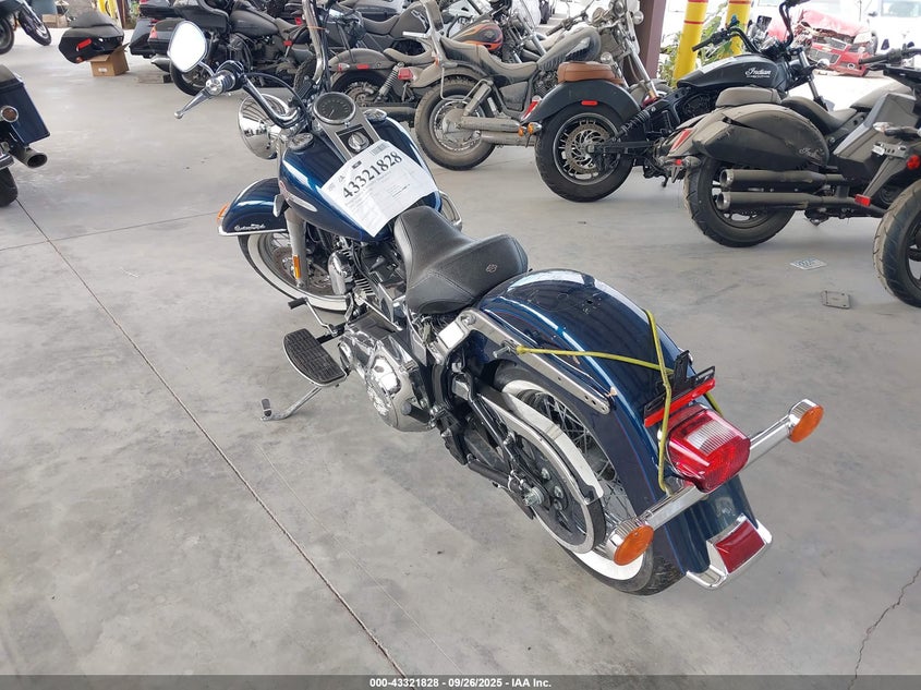 1HD1BWB134Y069293 2004 HARLEY-DAVIDSON SOFTAIL photo no. 3