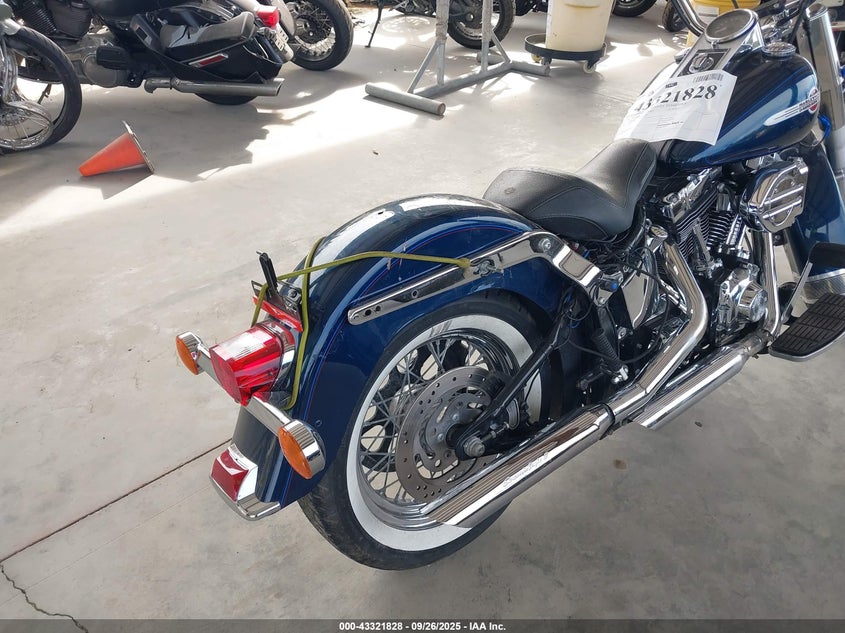 1HD1BWB134Y069293 2004 HARLEY-DAVIDSON SOFTAIL photo no. 4