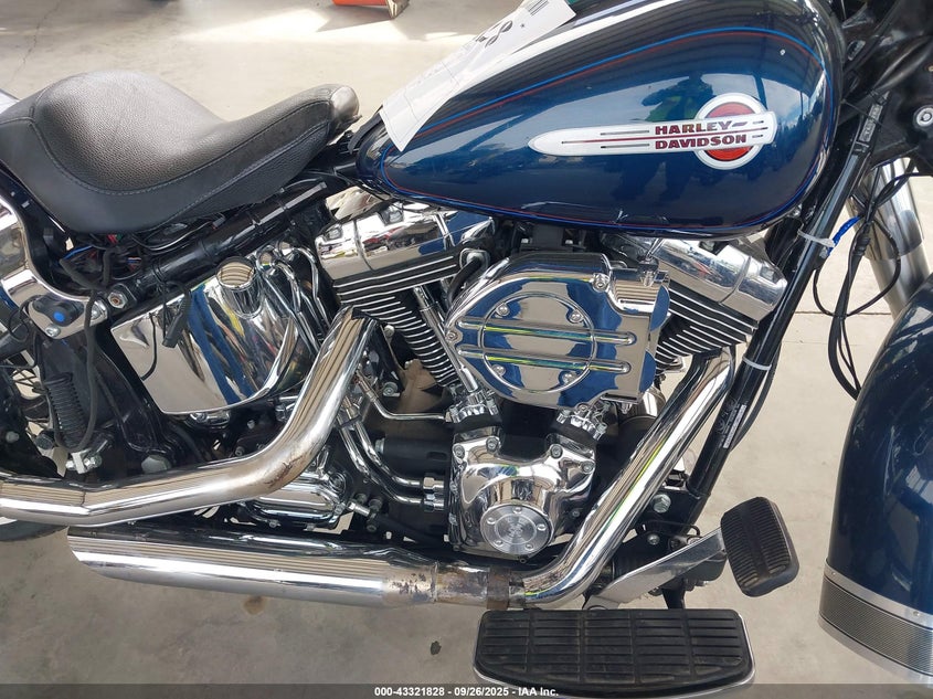 2004 Harley-Davidson Flstci VIN: 1HD1BWB134Y069293 Lot: 43321828