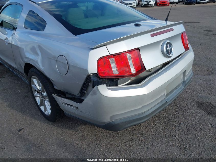 2011 Ford Mustang V6 Premium VIN: 1ZVBP8AM1B5144017 Lot: 43321839