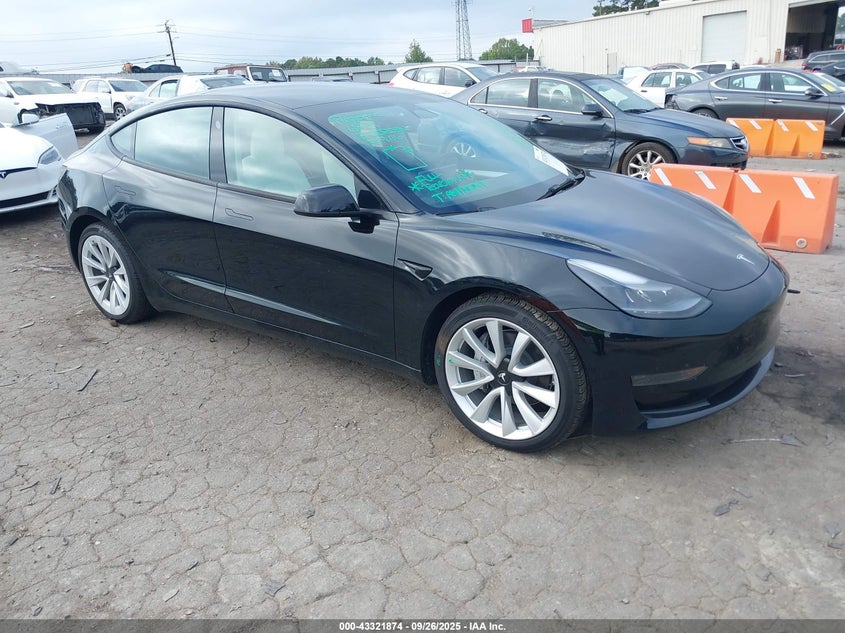 TESLA MODEL 3 REAR-WHEEL DRIVE