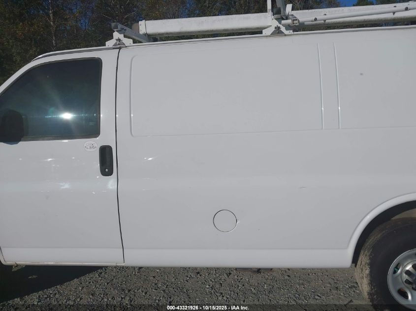 2015 Chevrolet Express 2500 Work Van VIN: 1GCWGFCF1F1277932 Lot: 43321926