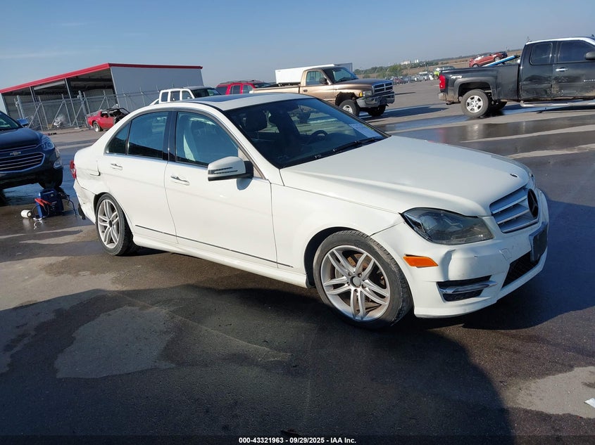 MERCEDES-BENZ C-CLASS LUXURY 4MATIC/SPORT 4MATIC