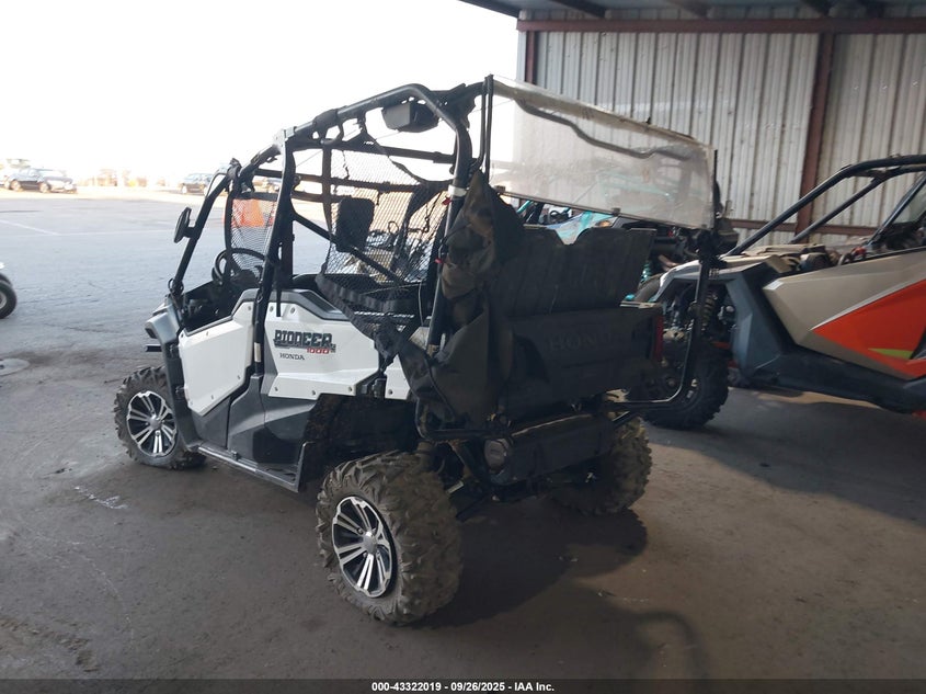1HFVE04J0G4000633 2016 HONDA SXS photo no. 3