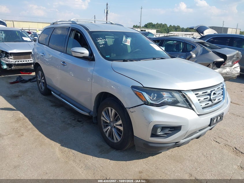 NISSAN PATHFINDER SV