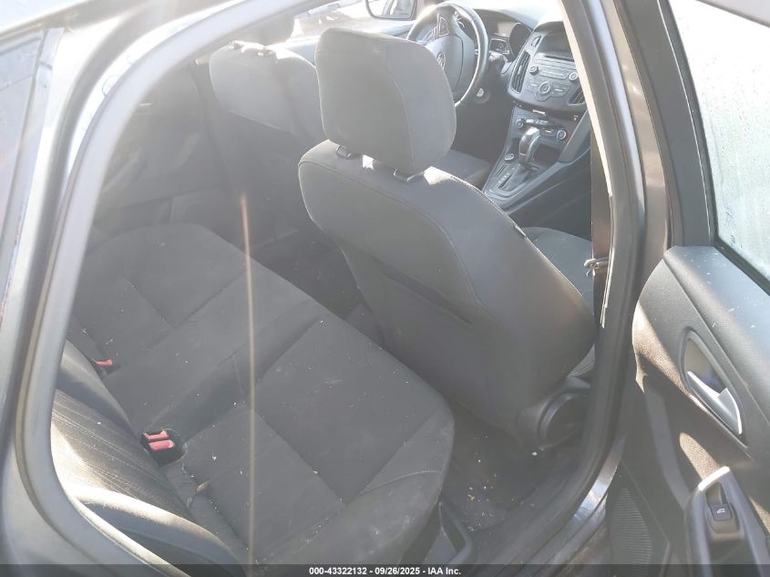 2015 FORD FOCUS SE - 1FADP3F22FL340030