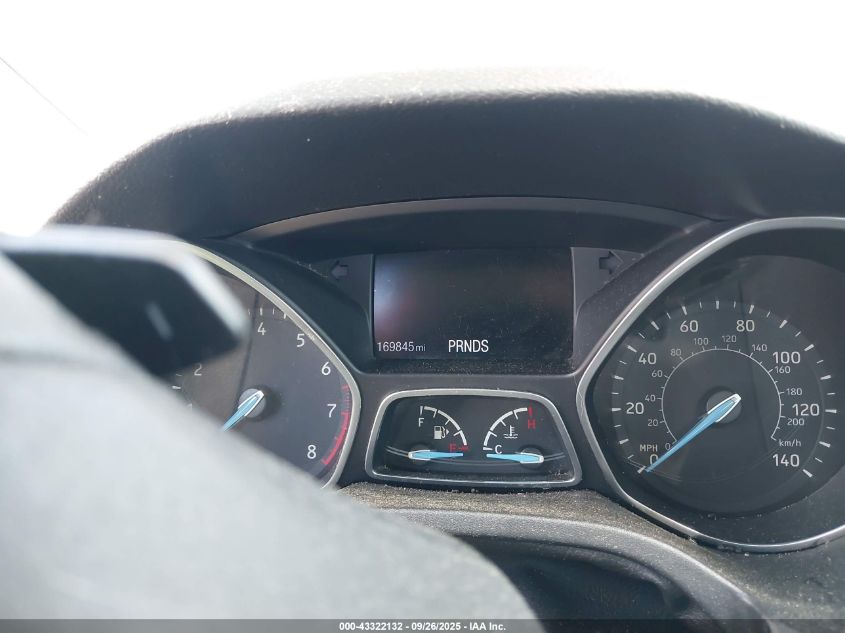 2015 FORD FOCUS SE - 1FADP3F22FL340030