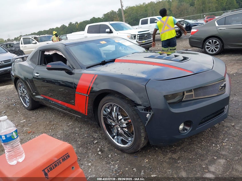 CHEVROLET CAMARO 1LT