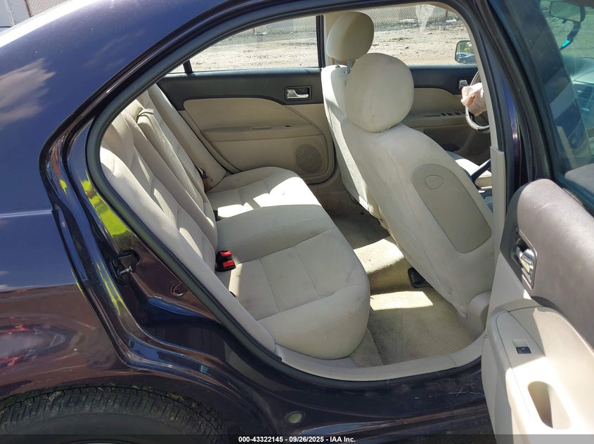 2007 Ford Fusion S VIN: 3FAHP06ZX7R209220 Lot: 43322145