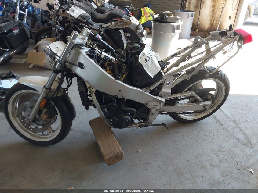 1989 Yamaha Fzr400 VIN: JYA3FHC05KA002177 Lot: 43322153