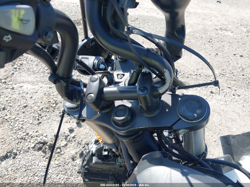 2023 Honda Grom 125 VIN: MLHJC9218P5110911 Lot: 43322185