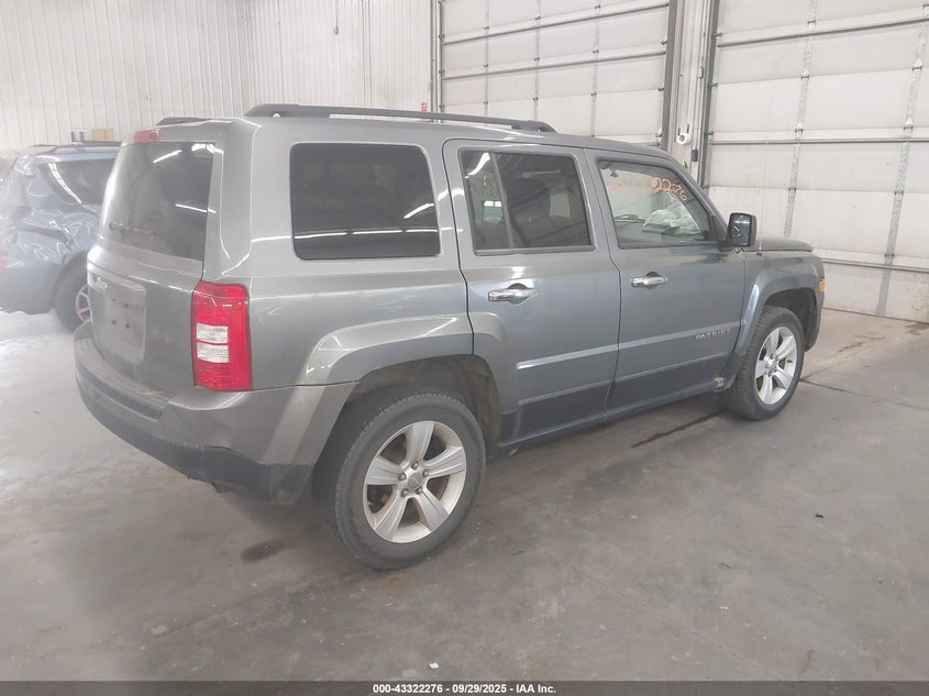 1C4NJRBB4CD571588 2012 JEEP LIBERTY (PATRIOT) photo no. 4