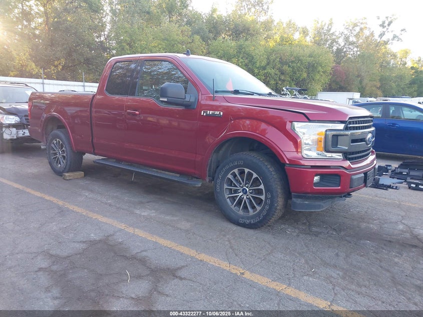 FORD F-150 XLT