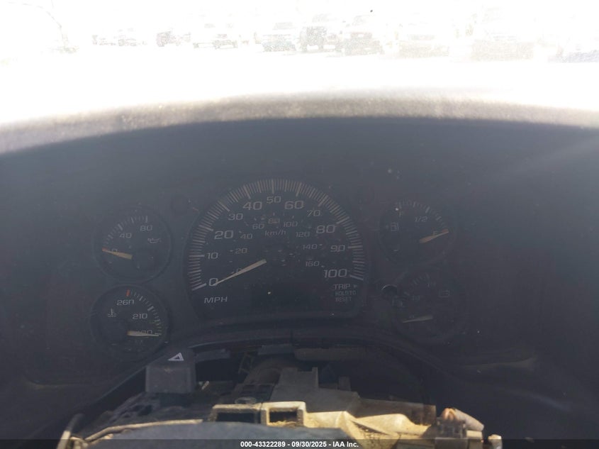 1GBJG31U651238220 2005 CHEVROLET EXPRESS photo no. 5