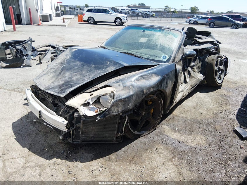 2005 PORSCHE 911 auction photo 2
