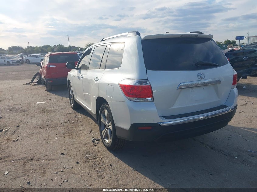5TDYK3EHXDS095635 2013 TOYOTA HIGHLANDER photo no. 3