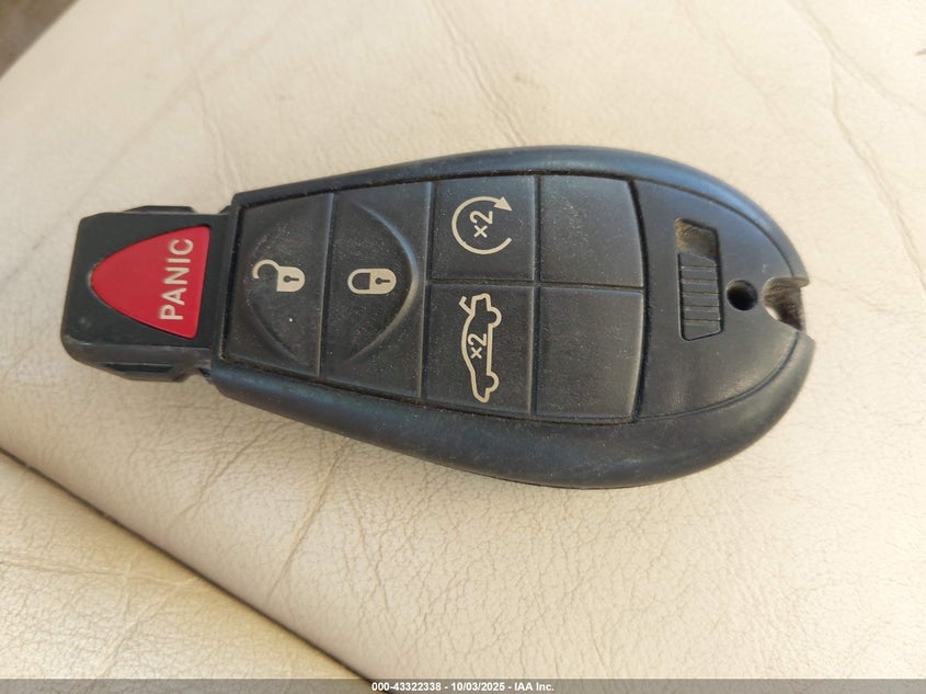 2008 Chrysler 300C Hemi VIN: 2C3LA63H08H281744 Lot: 43322338