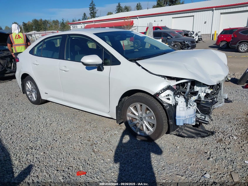 2024 TOYOTA COROLLA HYBRID LE - JTDBDMHE8R3011375