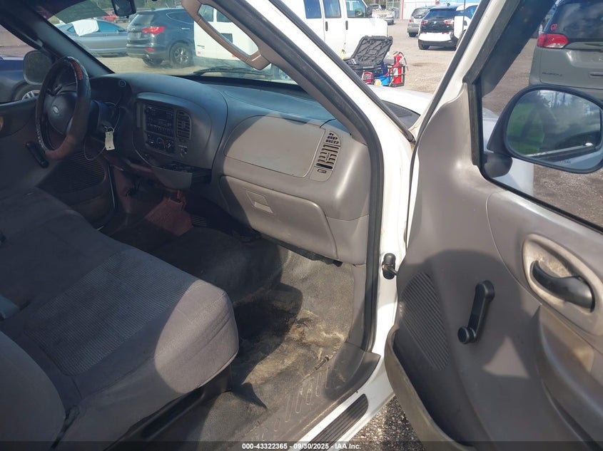 2FTRF17W94CA68706 2004 FORD F-150 photo no. 5