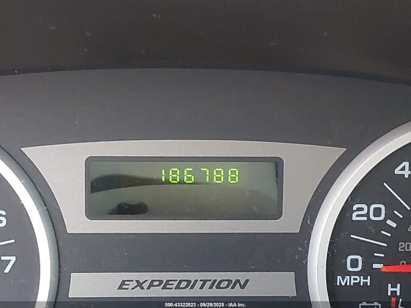 2005 Ford Expedition Xlt VIN: 1FMPU15525LA76463 Lot: 43322523