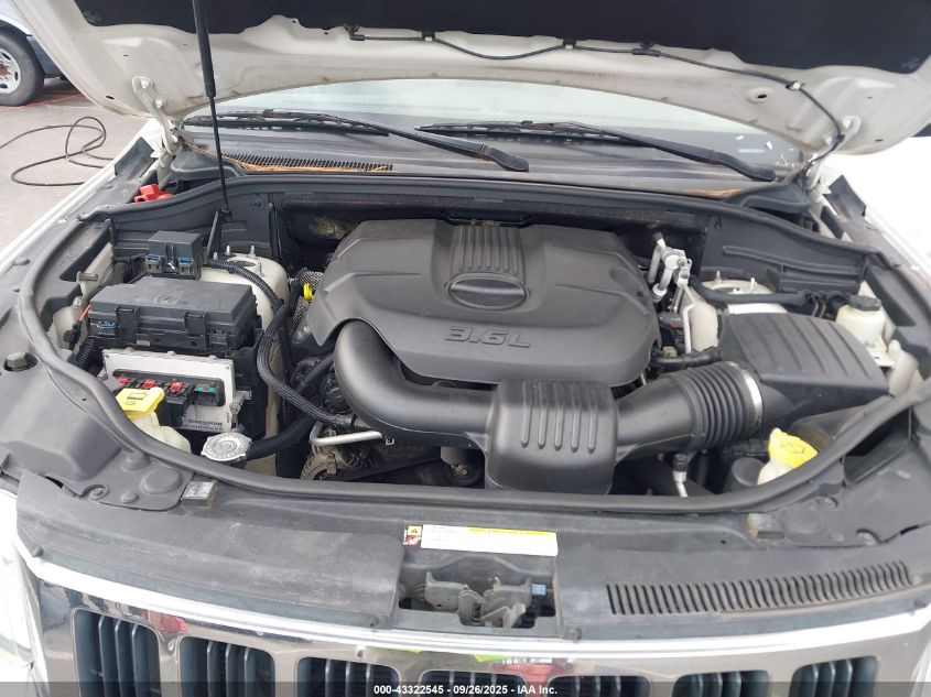 2011 Jeep Grand Cherokee Laredo VIN: 1J4RS4GG0BC557174 Lot: 43322545