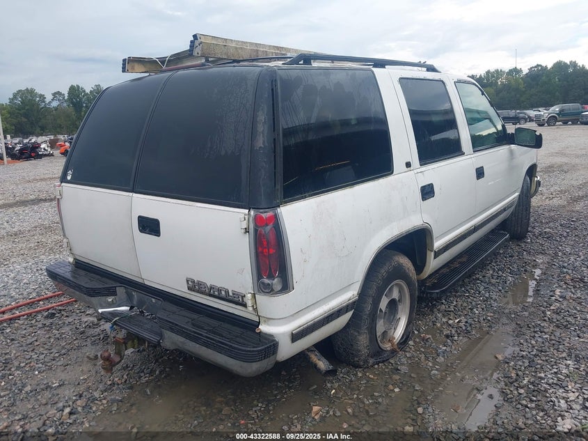 1GNEC13R4XJ397995 1999 CHEVROLET TAHOE photo no. 4