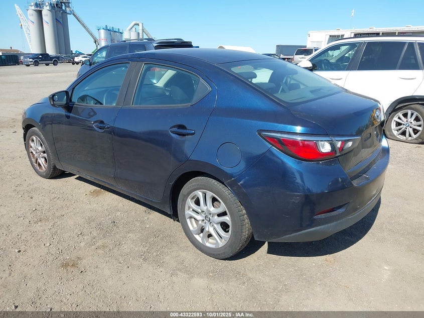 3MYDLBYV2HY168620 2017 TOYOTA YARIS photo no. 3
