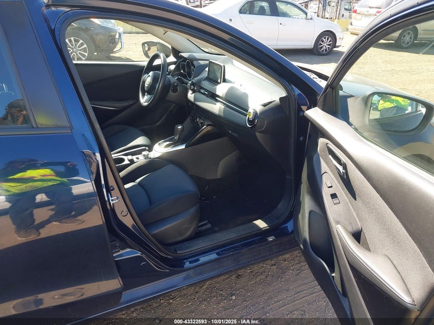 3MYDLBYV2HY168620 2017 TOYOTA YARIS photo no. 5