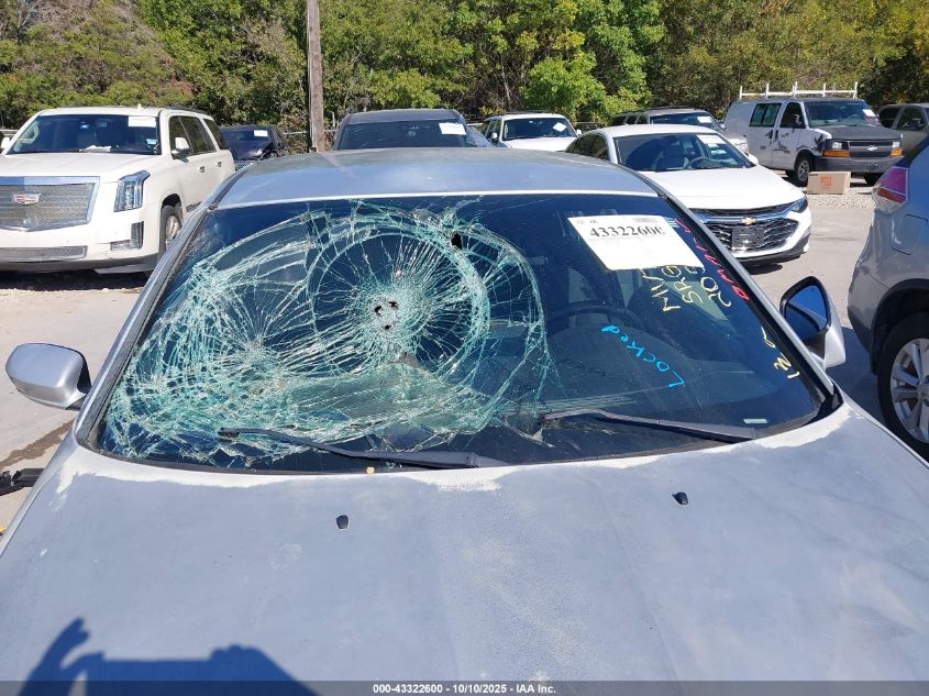 2012 Chrysler 200 Touring VIN: 1C3CCBBBXCN205058 Lot: 43322600