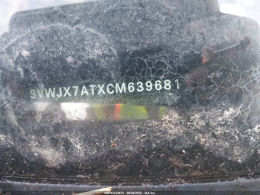 2012 Volkswagen Beetle 2.5L VIN: 3VWJX7ATXCM639681 Lot: 43322670