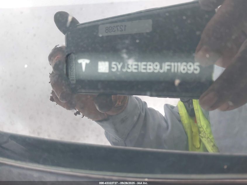 2018 Tesla Model 3 Long Range/Performance VIN: 5YJ3E1EB9JF111695 Lot: 43322727