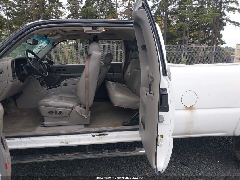 2005 Chevrolet Silverado 3500 Lt VIN: 1GCHK39205E239254 Lot: 43322778