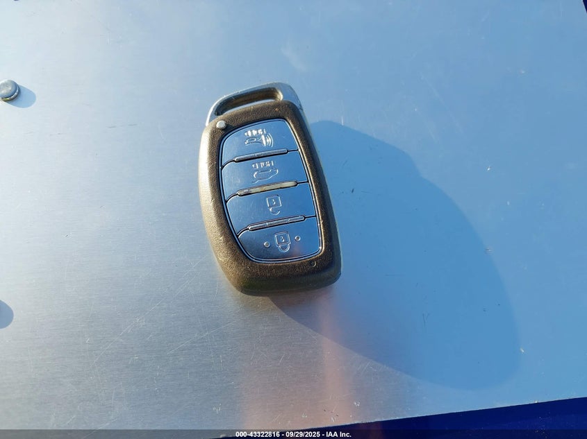 2019 HYUNDAI IONIQ HYBRID SEL - KMHC75LC0KU127706