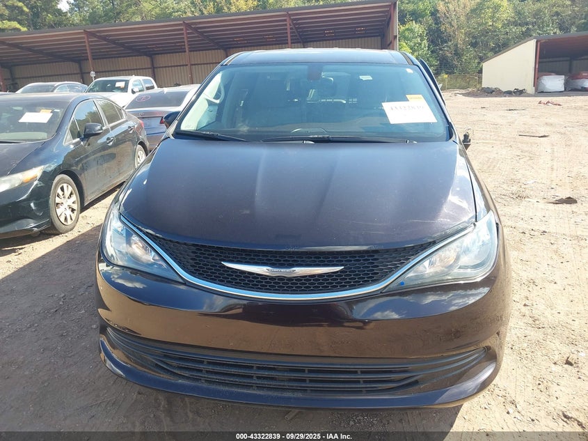 2017 Chrysler Pacifica Touring VIN: 2C4RC1DG8HR704816 Lot: 43322839