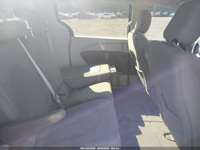 2017 Chrysler Pacifica Touring VIN: 2C4RC1DG8HR704816 Lot: 43322839