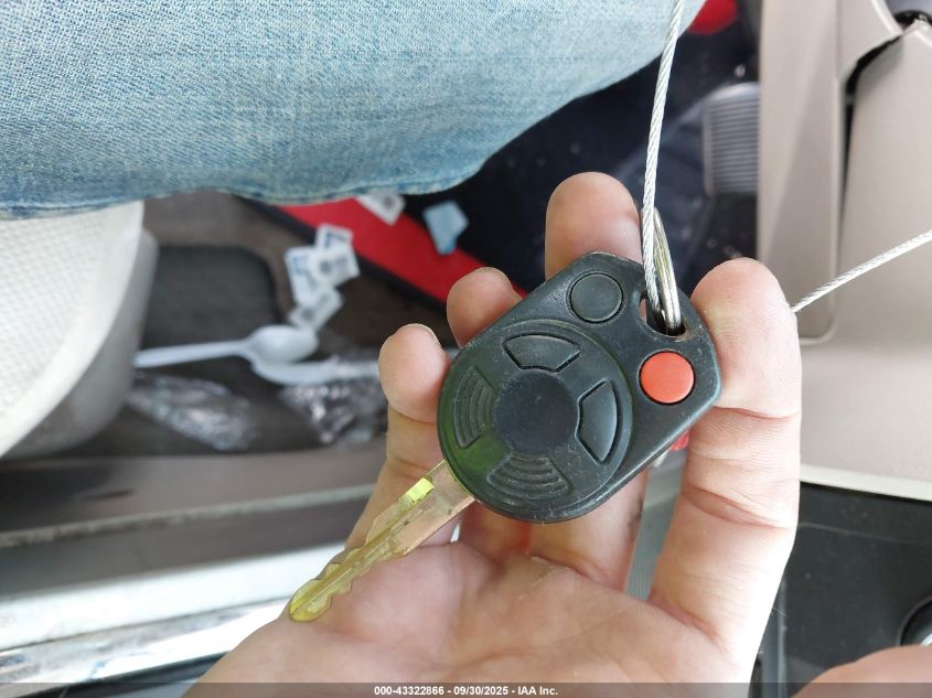 2008 Ford Escape Xlt VIN: 1FMCU93158KC25052 Lot: 43322866