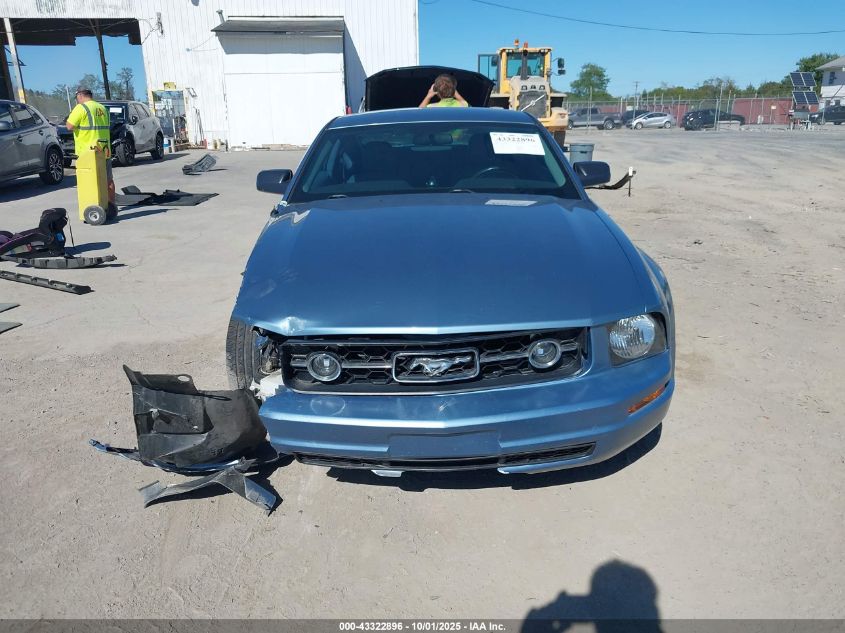 2007 Ford Mustang V6 Deluxe/V6 Premium VIN: 1ZVHT80N075349612 Lot: 43322896