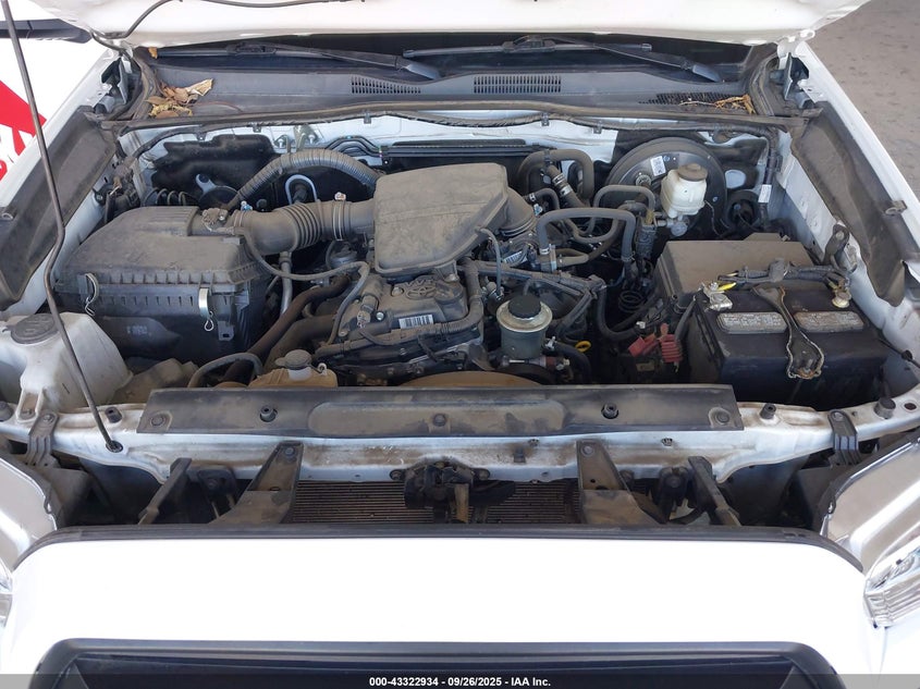 2022 TOYOTA TACOMA SR - 3TYRX5GN7NT046581