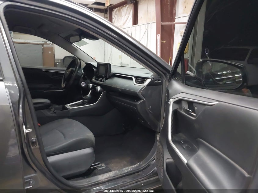 2021 TOYOTA RAV4 LE - 2T3F1RFV0MC149381