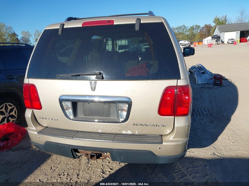 2006 Lincoln Navigator Luxury/Ultimate VIN: 5LMFU28526LJ06864 Lot: 43323021