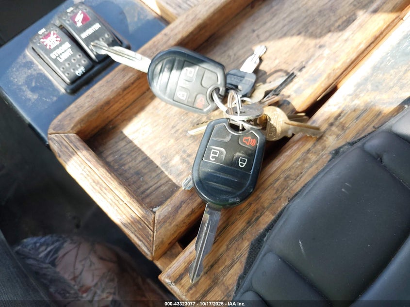 2013 Ford F-450 Chassis Xl VIN: 1FD0X4GY4DEB10987 Lot: 43323077