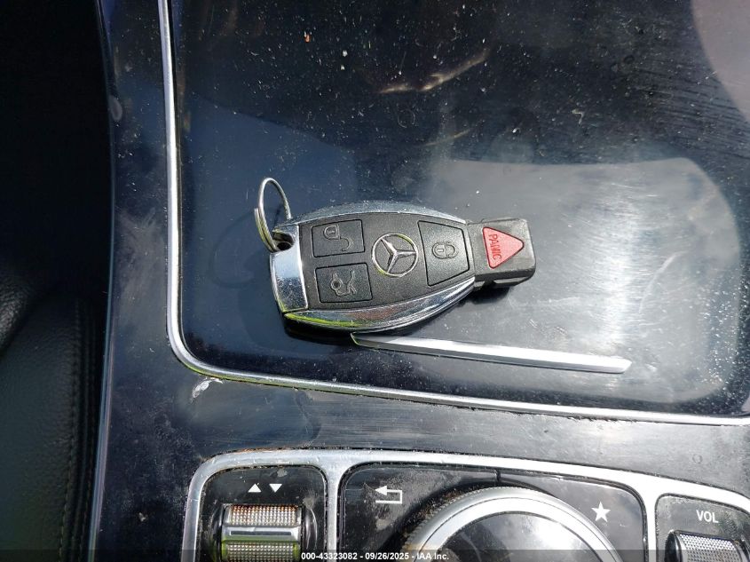 2015 Mercedes-Benz C 300 4Matic VIN: 55SWF4KBXFU028220 Lot: 43323082