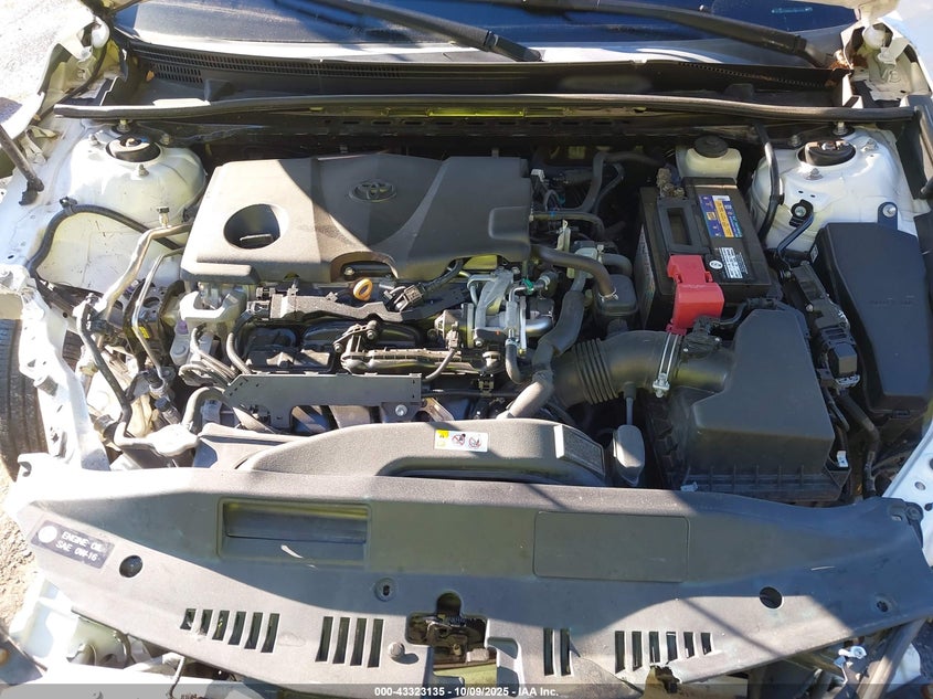 2018 Toyota Camry L/Le/Xle/Se/Xse VIN: 4T1B11HKXJU542133 Lot: 43323135